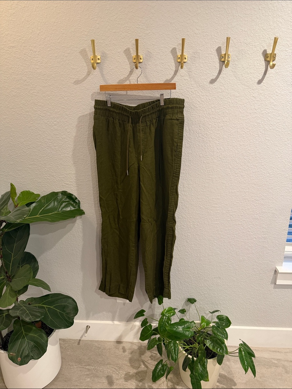 Olive Green Women’s Casual Drawstring Pants